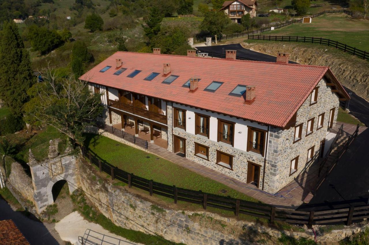 Apartamentos Los Picos De Europa Colio Екстериор снимка
